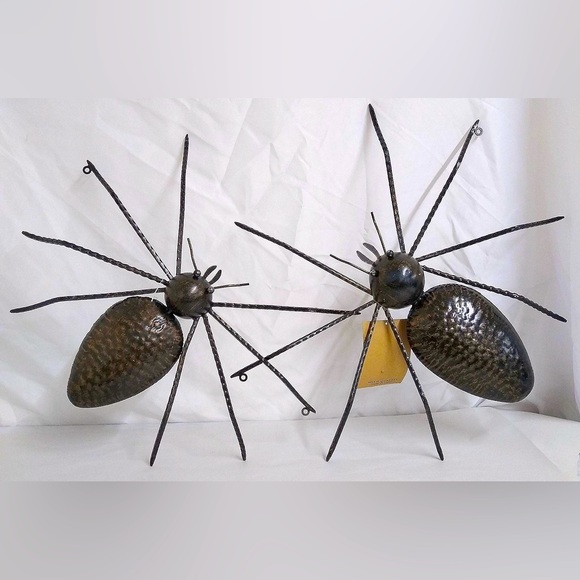 Zaer Limited Other - NWT Zaer Limited Two Large Brass Metal Halloween Spider Wall Decor Out/Indoor